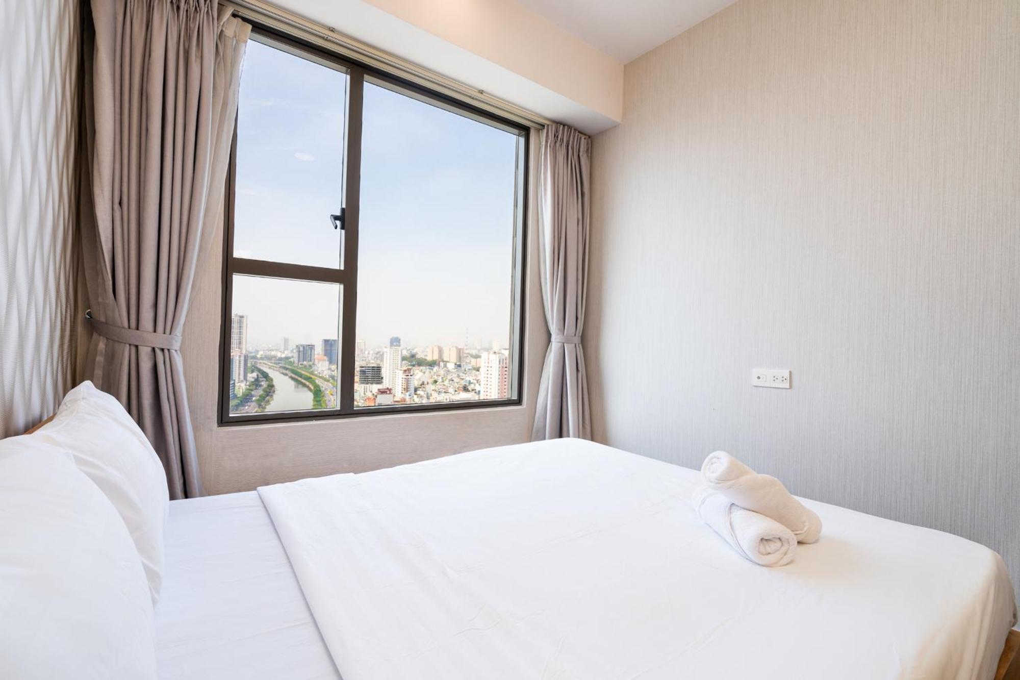 Stay With Me Cbd Apartment - Rivergate Building Ho Chi Minh City Exterior photo